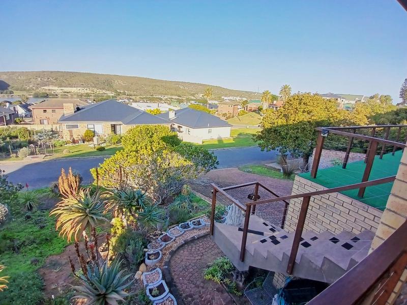 3 Bedroom Property for Sale in Stilbaai Wes Western Cape